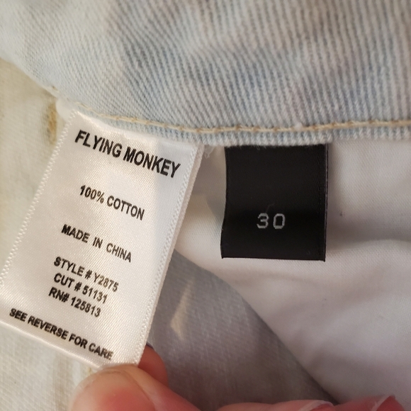 FLYING MONKEY WOMEN'S DISTRESSED HIGH-RISE JEANS SIZE 30 LIGHT WASH BLUE - Picture 4 of 16